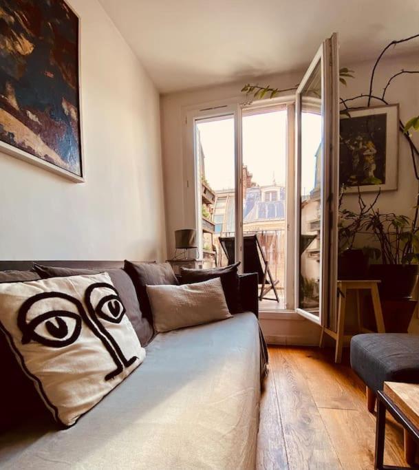 Apartment Loft De Charme Louvre Tuileries Palais Royal Paris